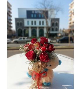 Vazoda Gül ve Ayıcık